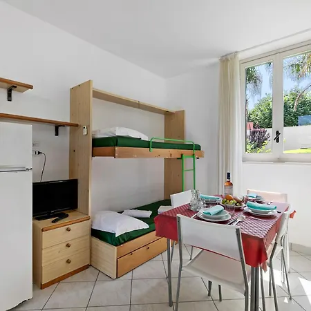 アパート Serra Alimini 2 *