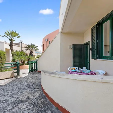 Serra Alimini 2 アパート *